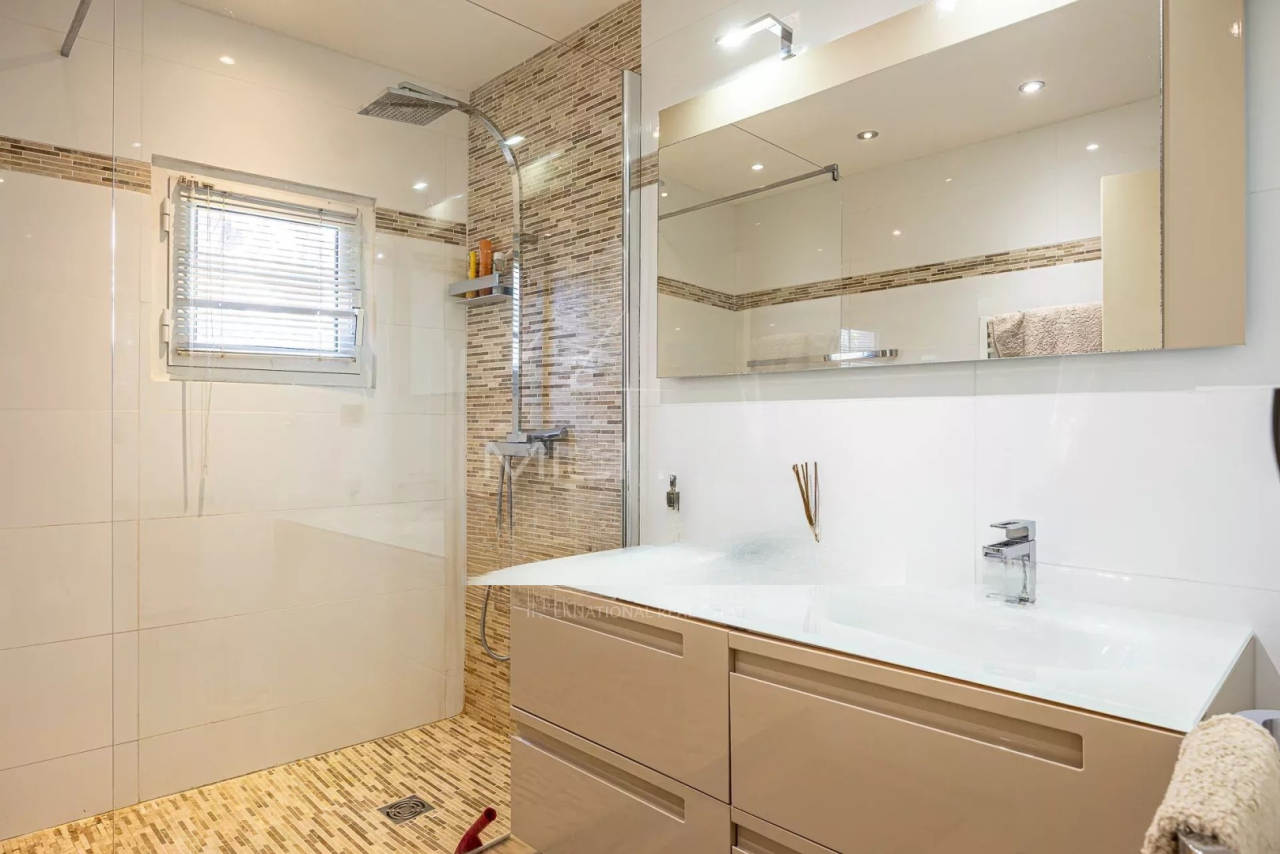 Квартира в Каннах, Франция, 114 м² - фото 7