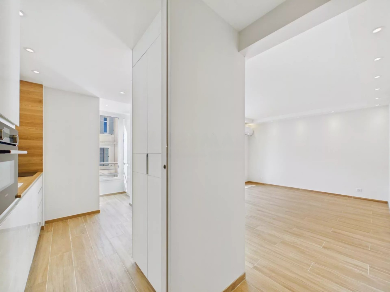 Квартира в Каннах, Франция, 63 м² - фото 8