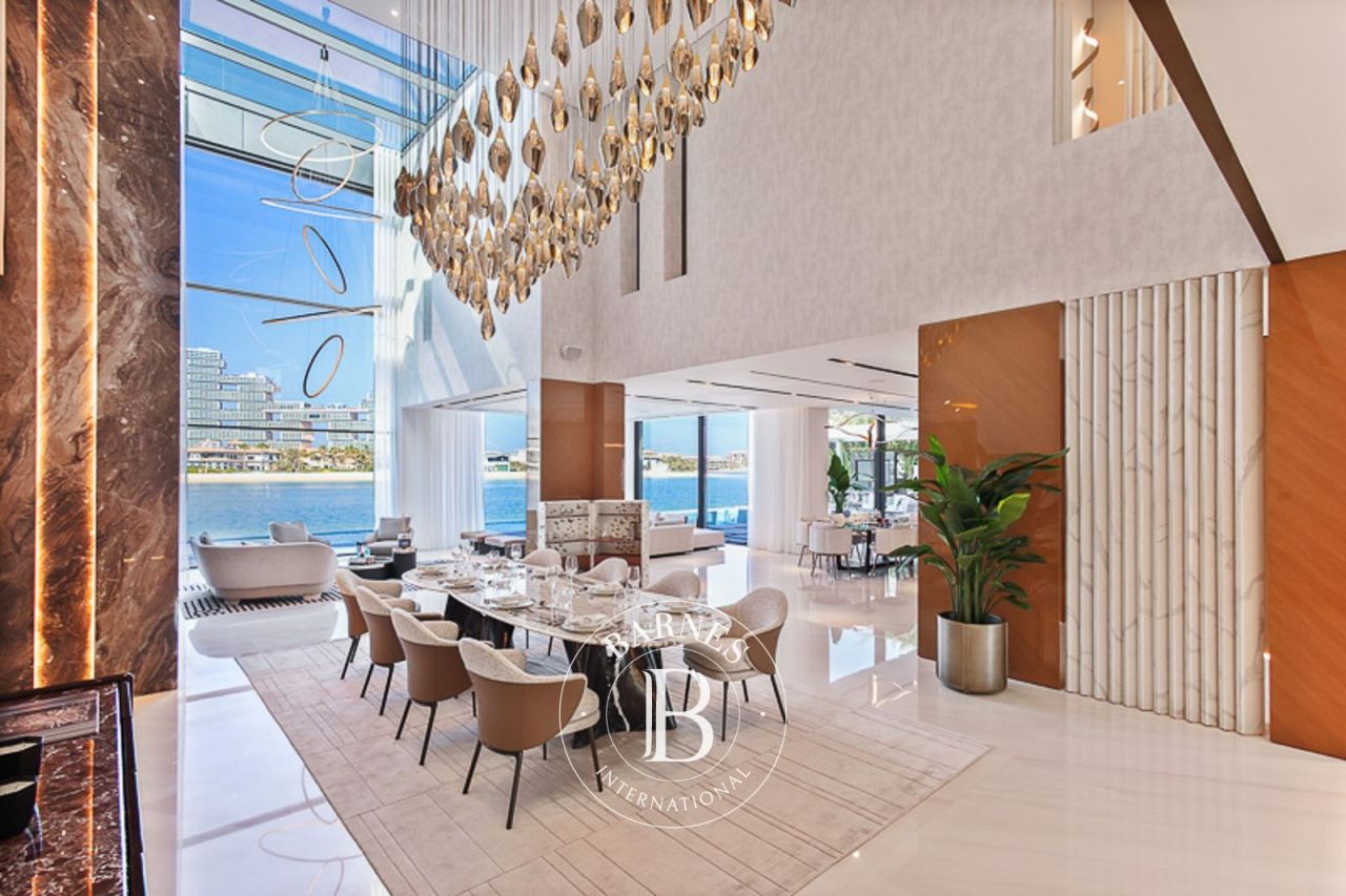 Вилла в Дубае, ОАЭ, 1 021.9 м² - фото 2