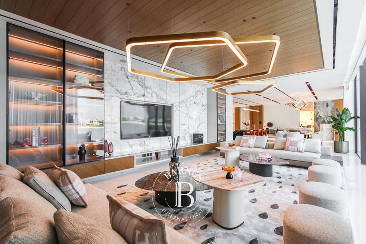 Вилла в Дубае, ОАЭ, 1 021.9 м² - фото 4