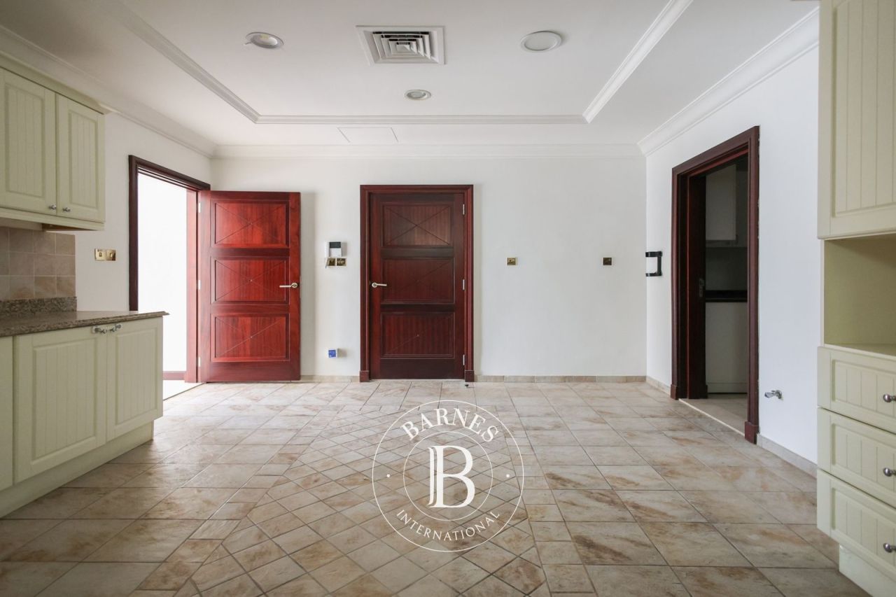 Вилла в Дубае, ОАЭ, 557.4 м² - фото 9