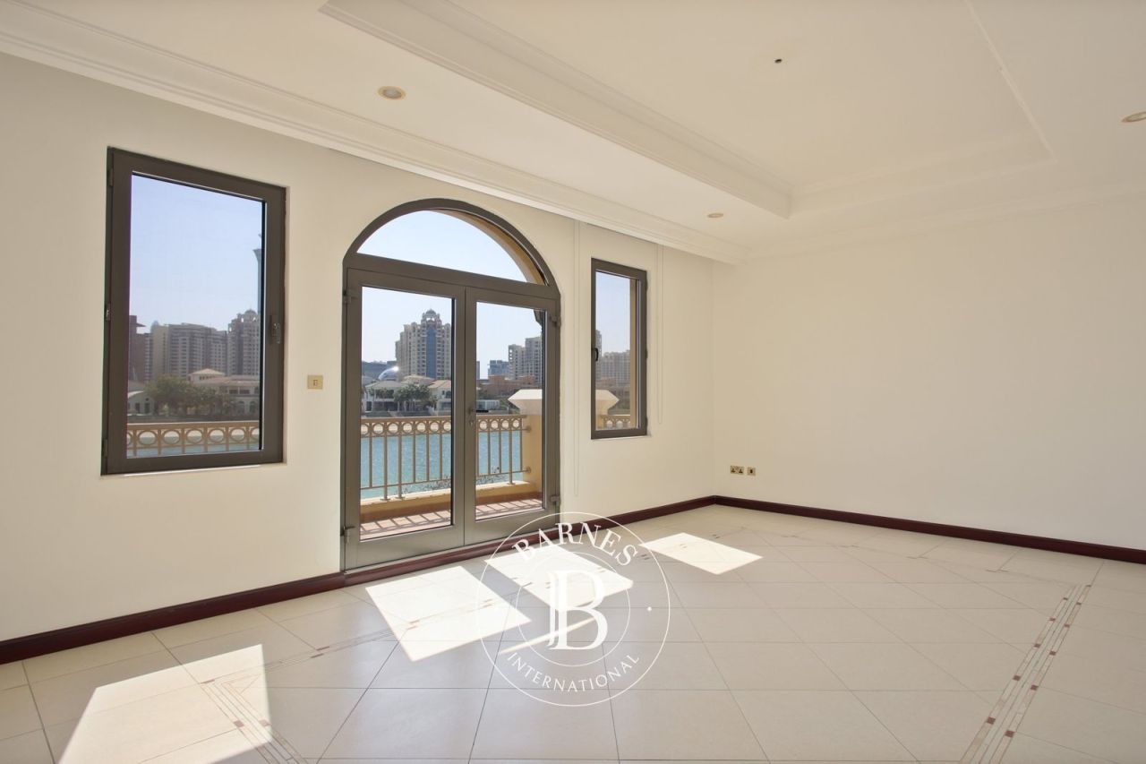 Вилла в Дубае, ОАЭ, 557.4 м² - фото 16