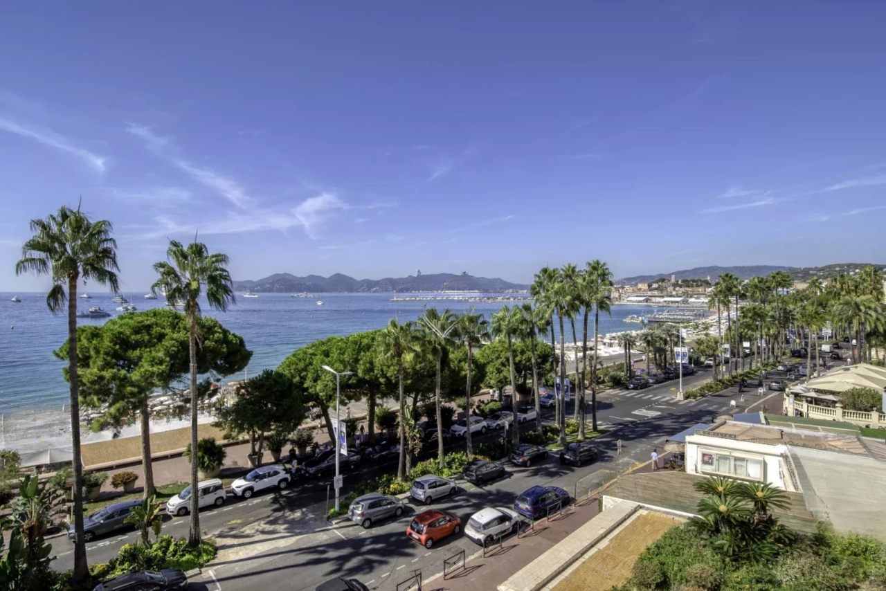 Квартира в Каннах, Франция, 85 м² - фото 11