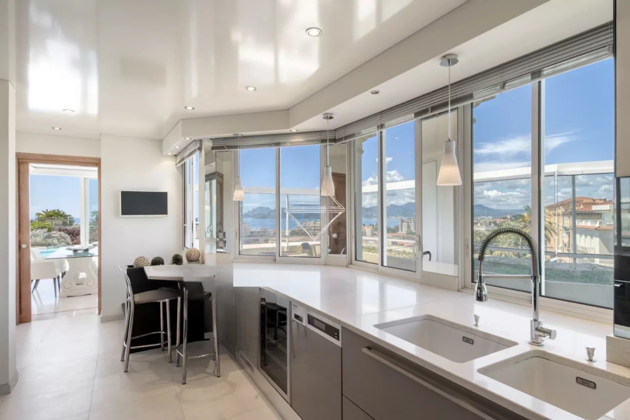 Квартира в Каннах, Франция, 170 м² - фото 12