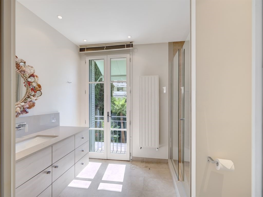 Квартира в Каннах, Франция, 232 м² - фото 12