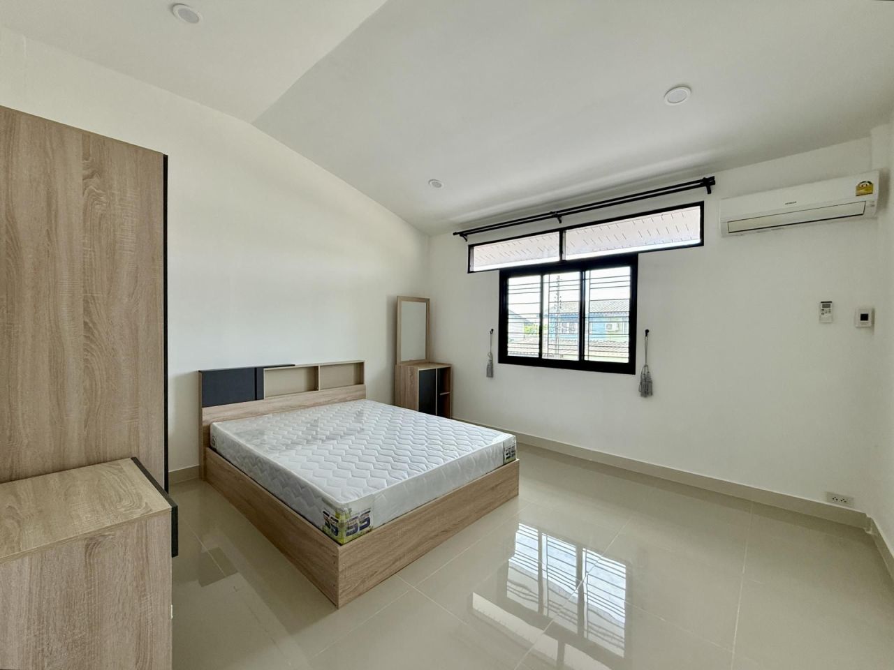 Вилла в Паттайе, Таиланд, 120 м² - фото 2