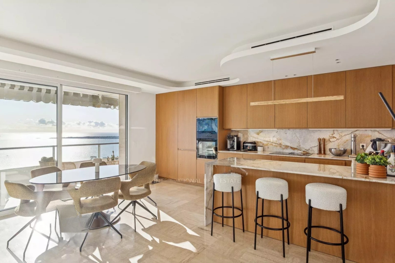 Квартира в Каннах, Франция, 134 м² - фото 12