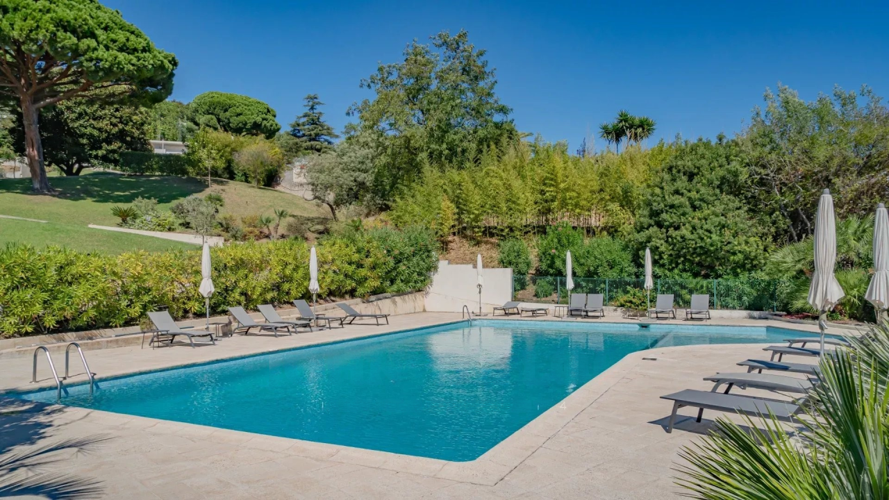 Квартира в Каннах, Франция, 98 м² - фото 13