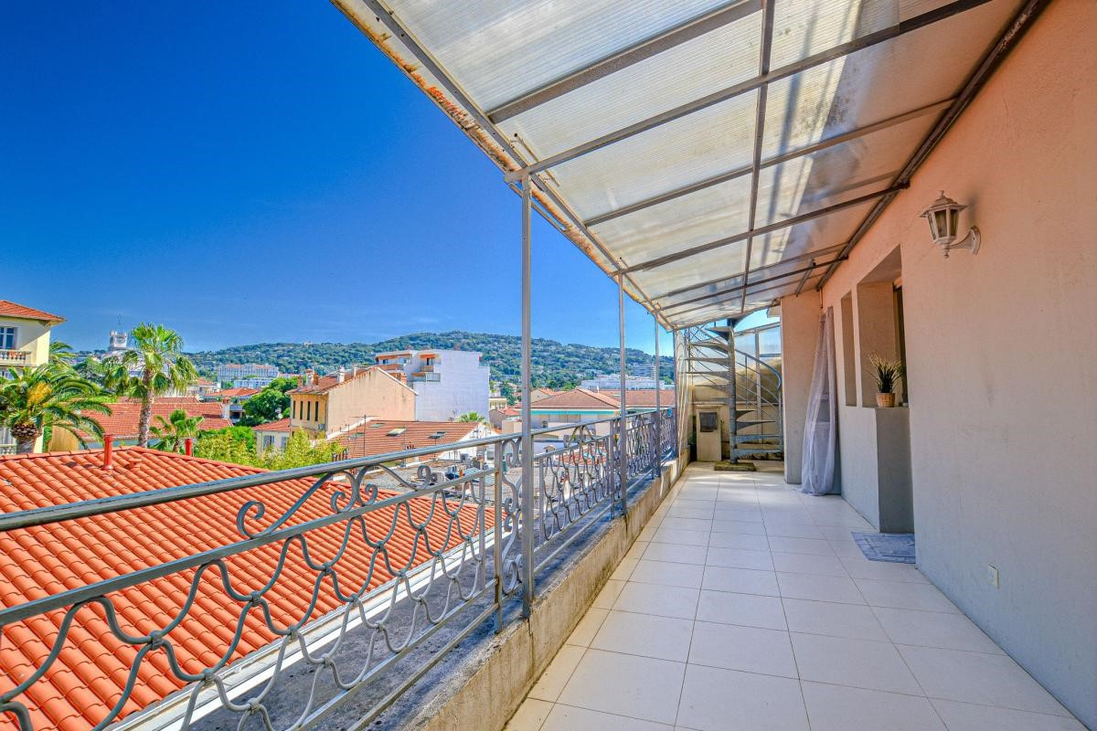 Квартира в Каннах, Франция, 94 м² - фото 17