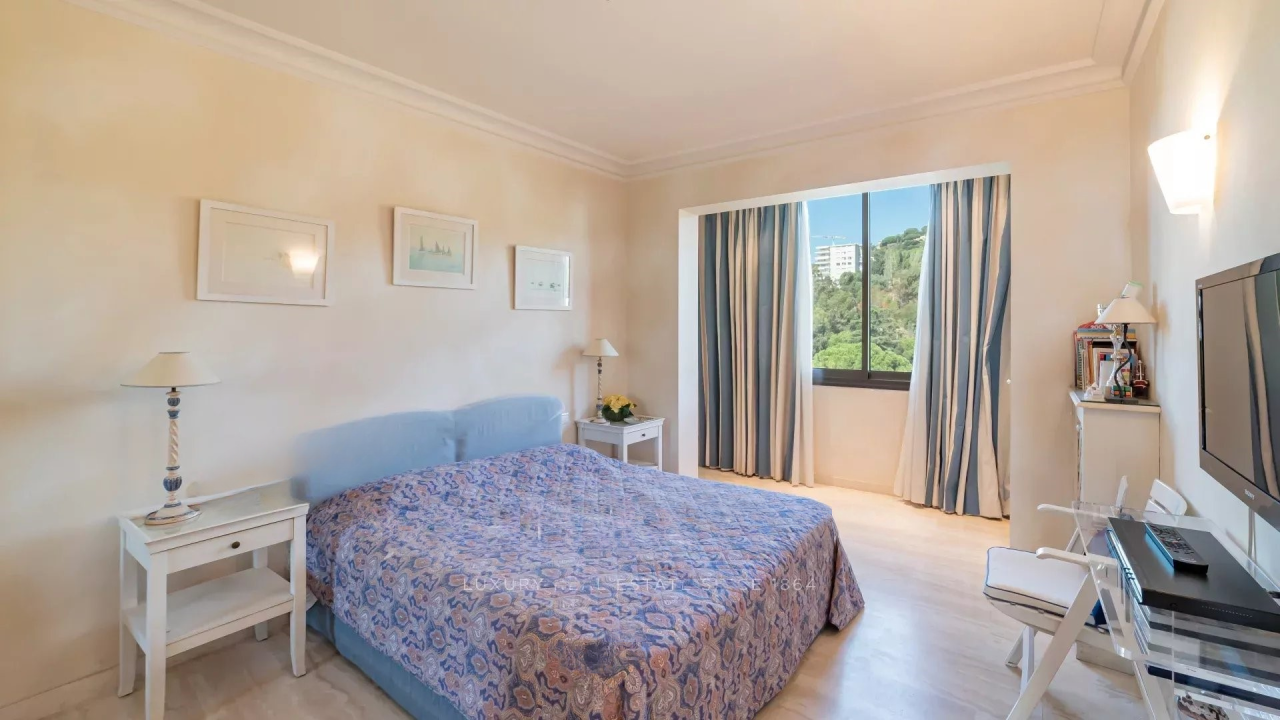 Квартира в Каннах, Франция, 115 м² - фото 17