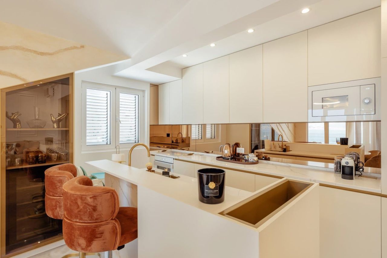 Апартаменты в Тивате, Черногория, 125 м² - фото 8