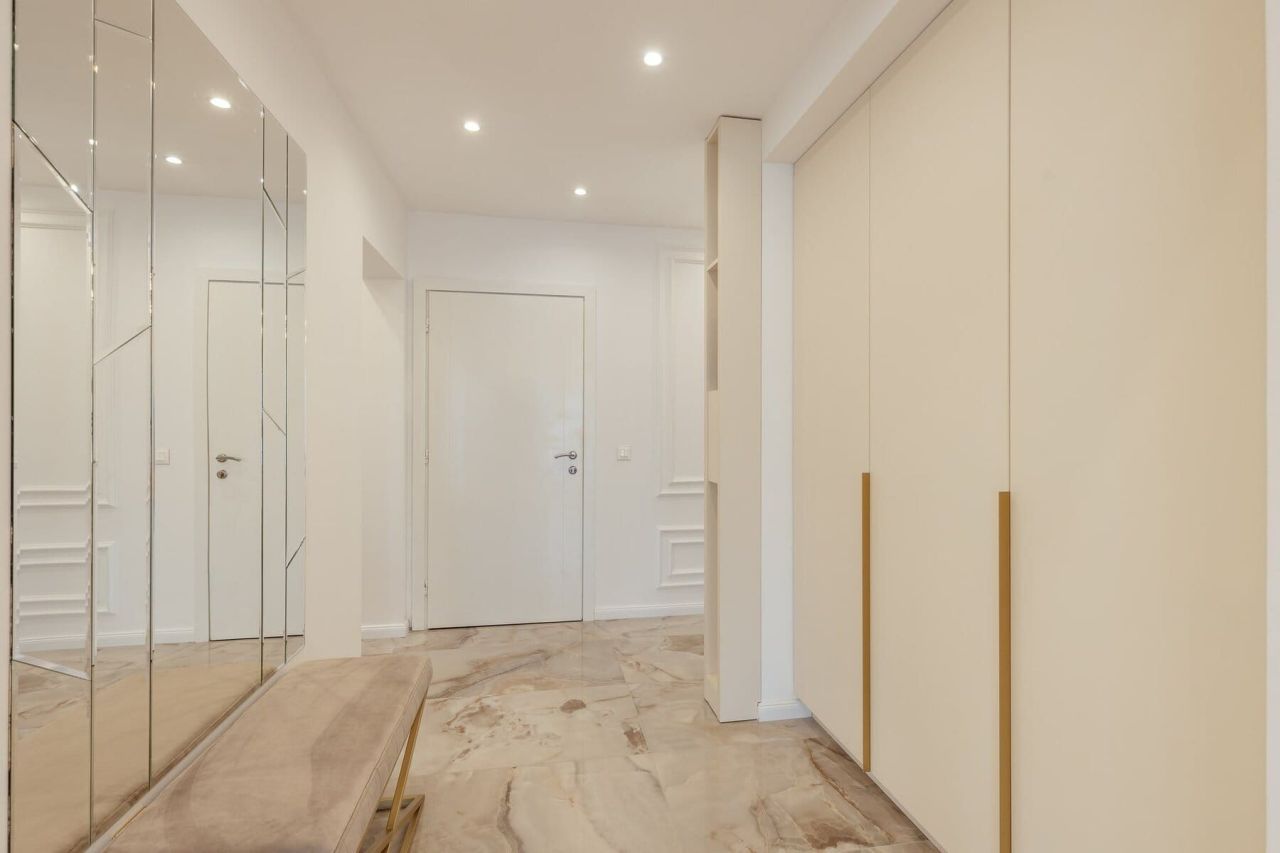 Апартаменты в Тивате, Черногория, 125 м² - фото 10