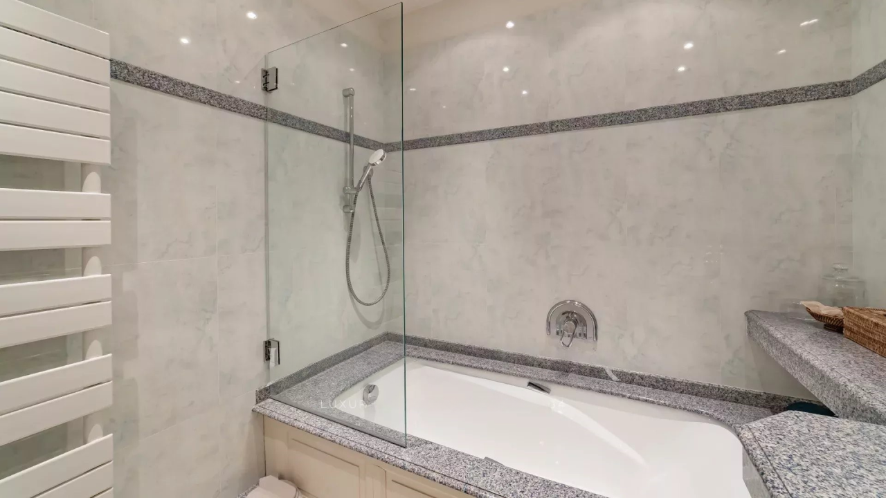 Квартира в Каннах, Франция, 115 м² - фото 19