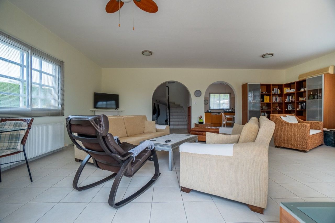 Вилла в Пафосе, Кипр, 170 м² - фото 7