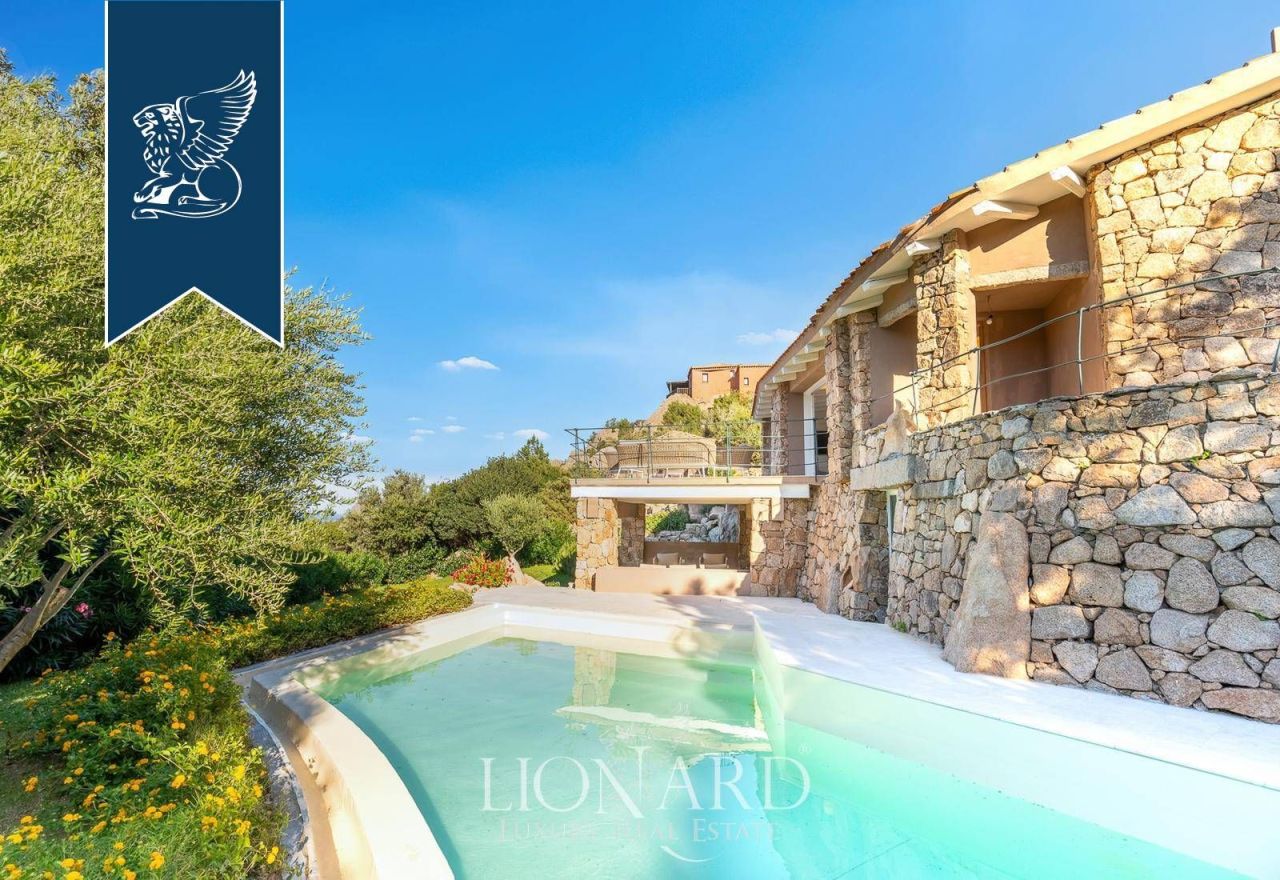 Вилла в Порто Черво, Италия, 220 м² - фото 5