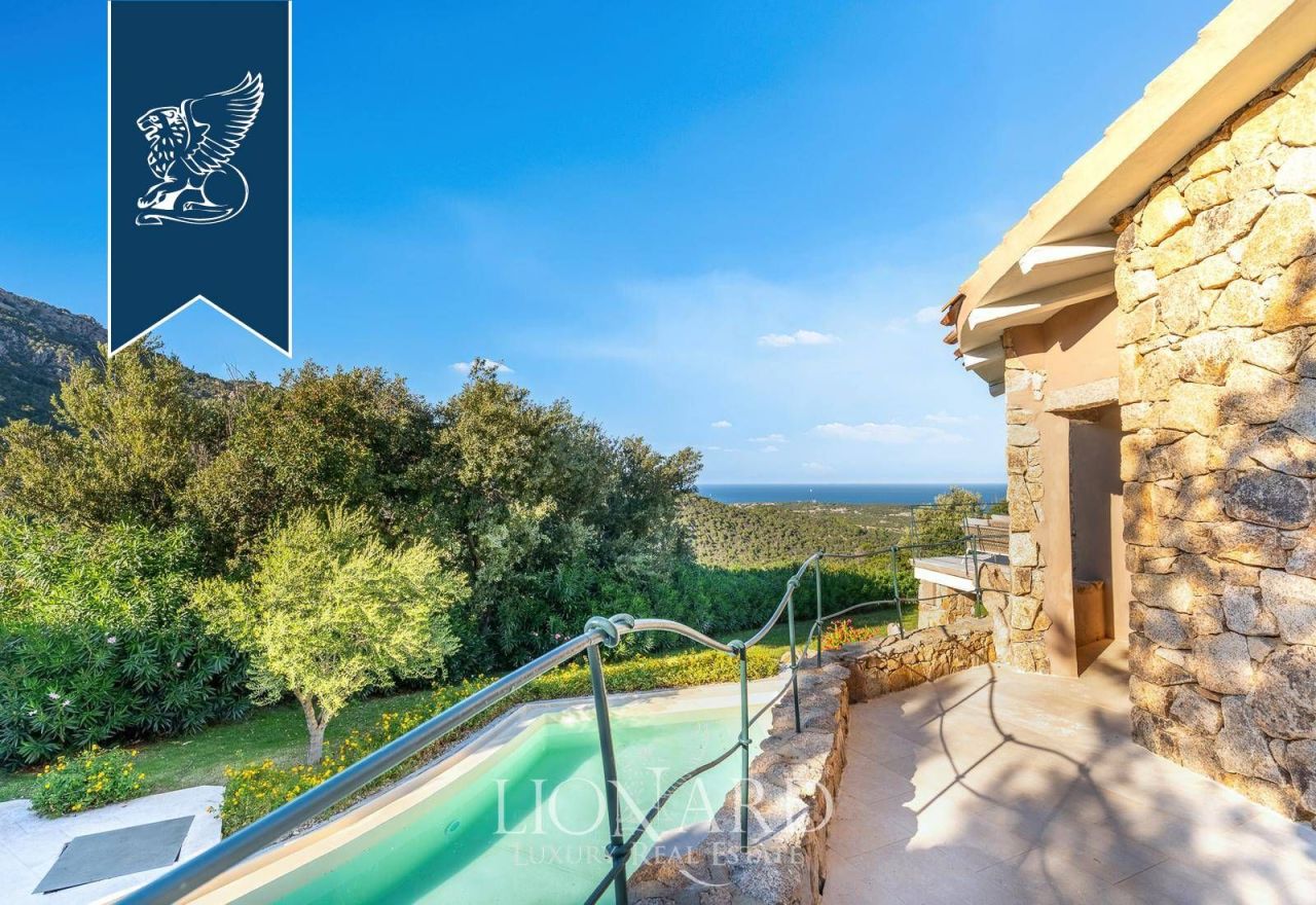 Вилла в Порто Черво, Италия, 220 м² - фото 7