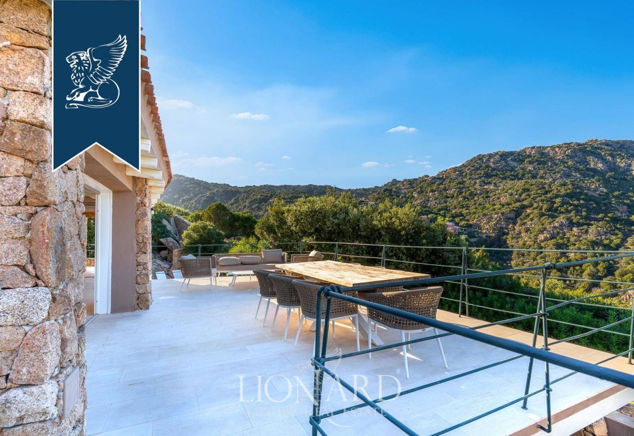 Вилла в Порто Черво, Италия, 220 м² - фото 11