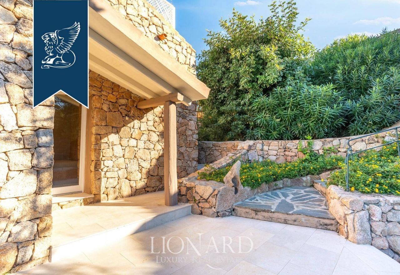 Вилла в Порто Черво, Италия, 220 м² - фото 17