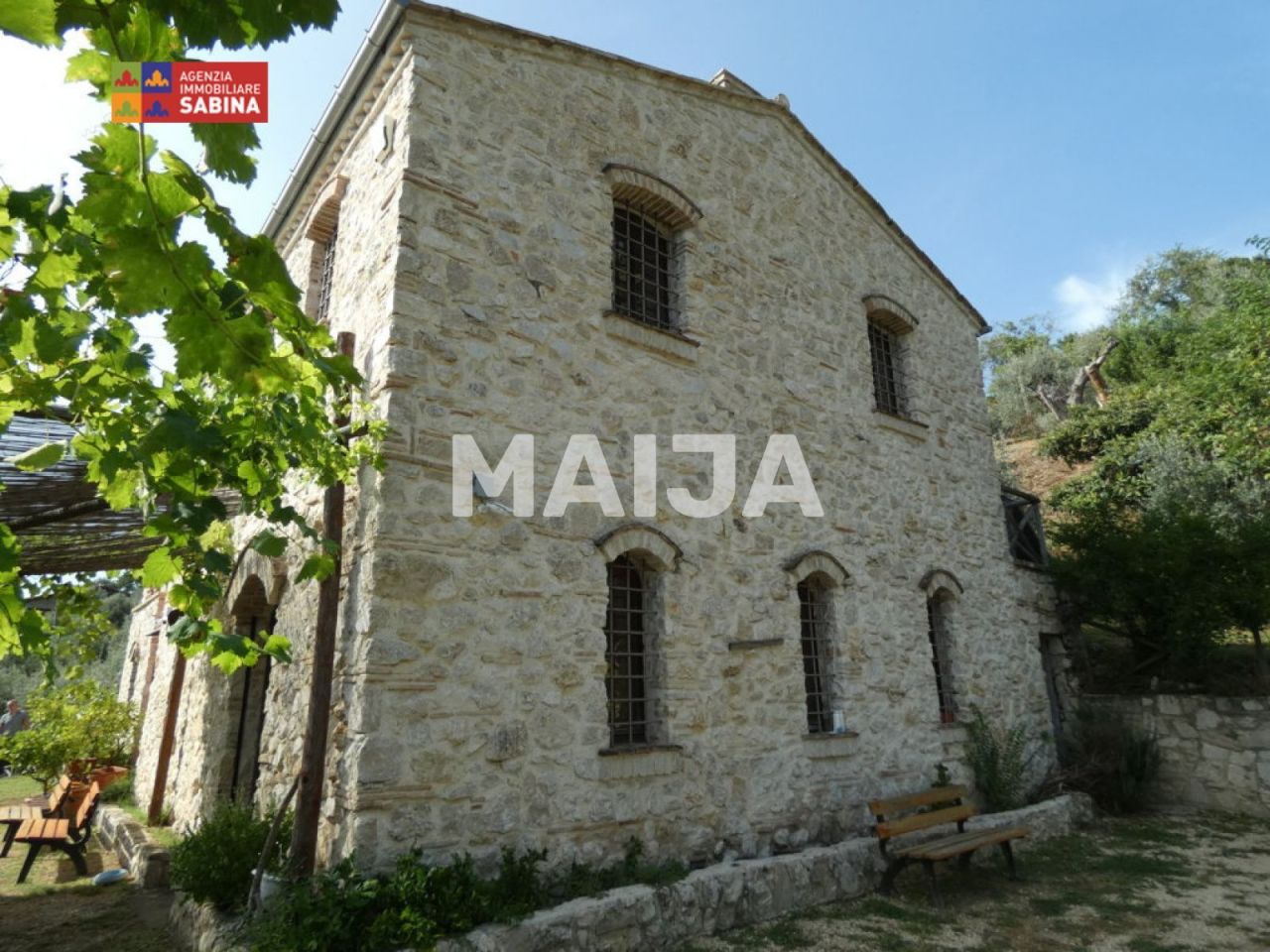 Вилла в Риети, Италия, 290 м² - фото 1