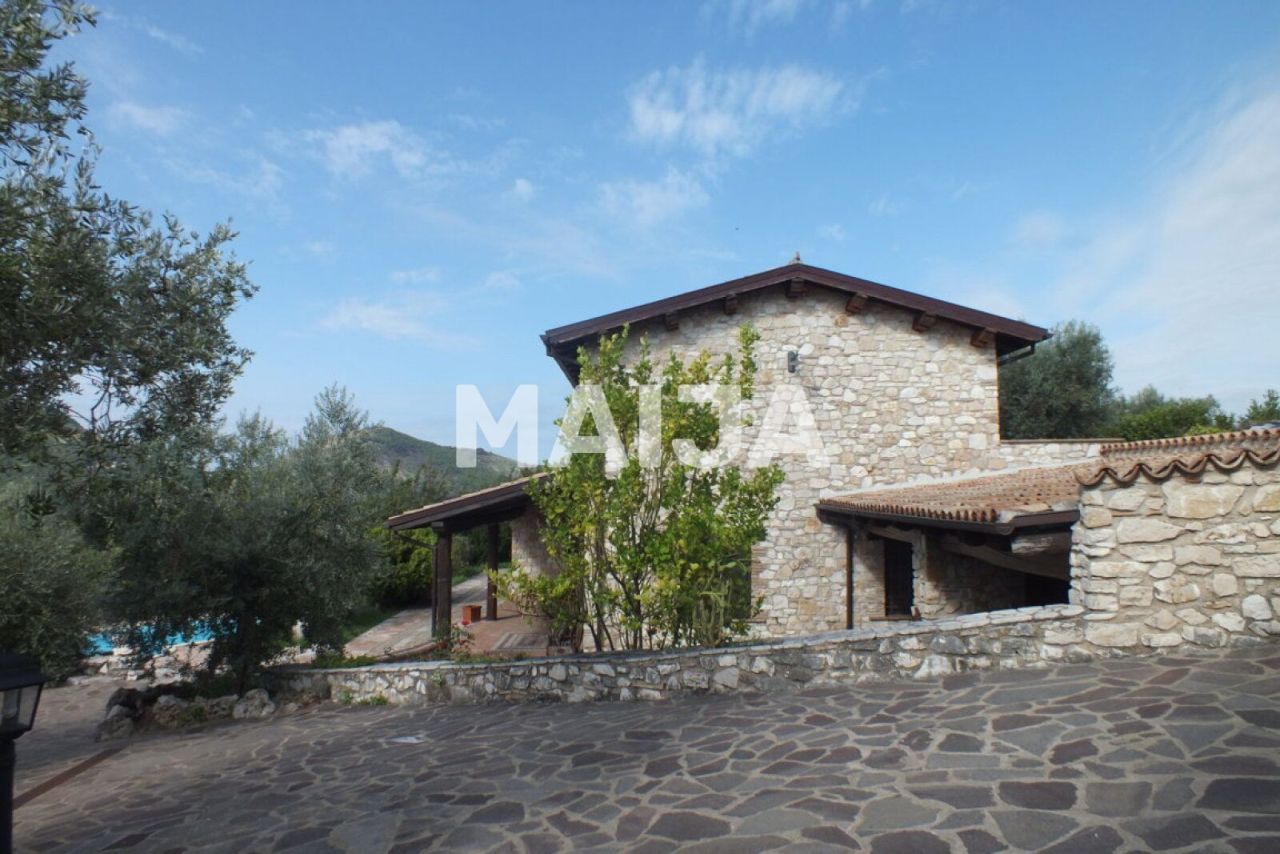 Вилла в Риети, Италия, 250 м² - фото 15