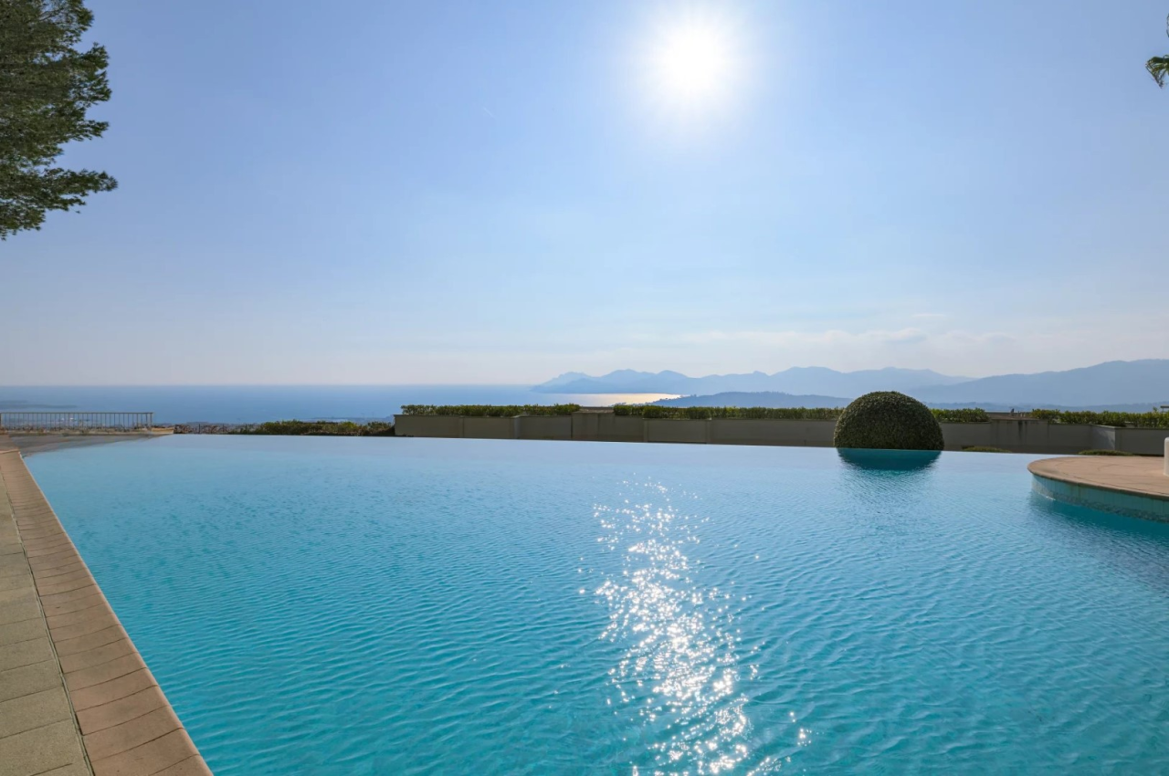 Квартира в Каннах, Франция, 72 м² - фото 1