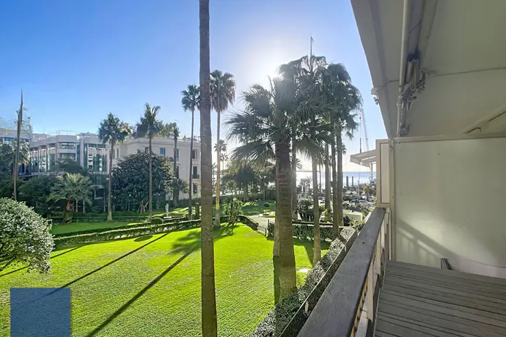 Квартира в Каннах, Франция, 68 м² - фото 1