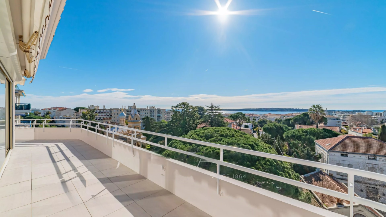 Квартира в Каннах, Франция, 174 м² - фото 1