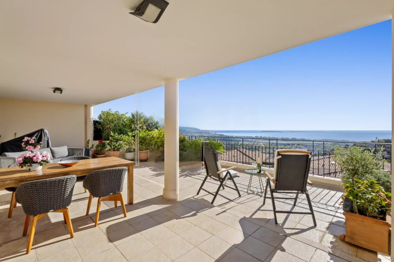 Квартира в Каннах, Франция, 78 м² - фото 1