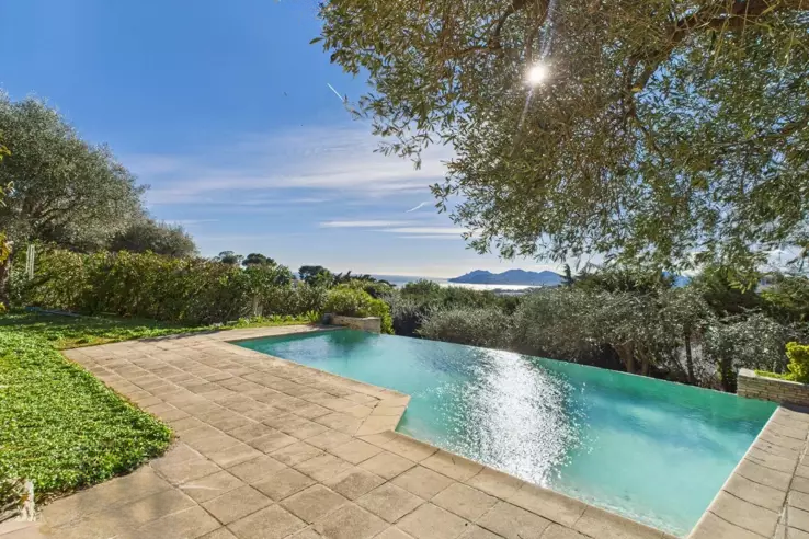 Квартира в Каннах, Франция, 160 м² - фото 1