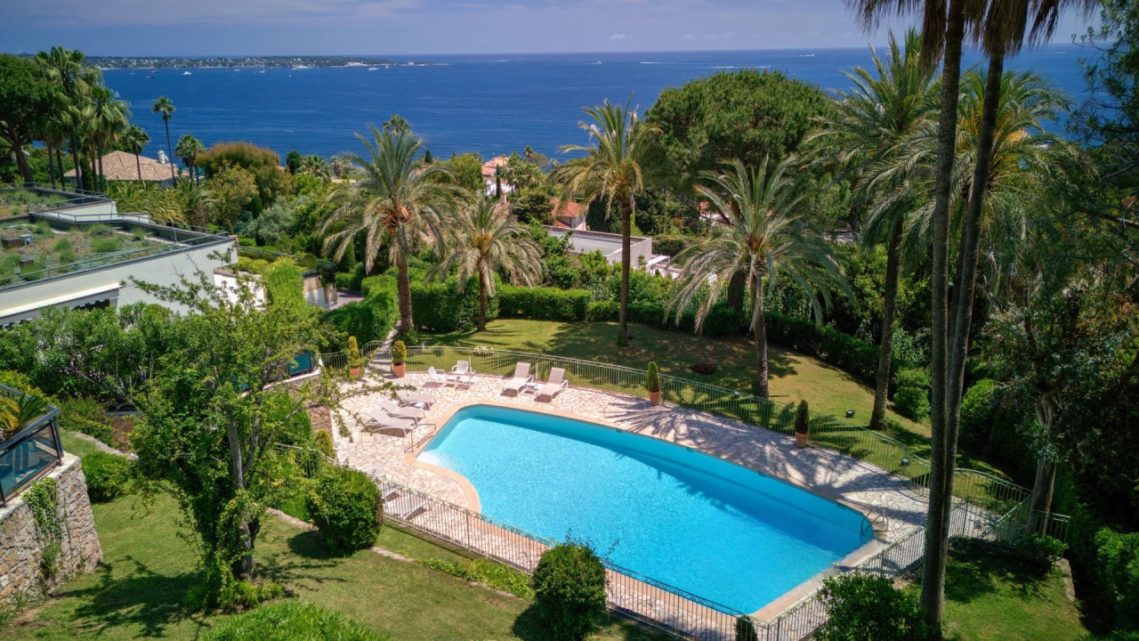 Квартира в Каннах, Франция, 106 м² - фото 1