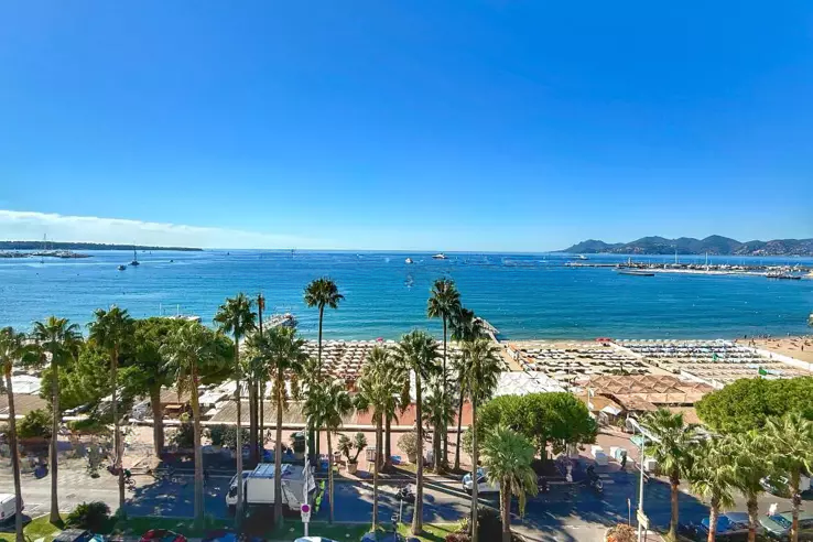 Квартира в Каннах, Франция, 107 м² - фото 1