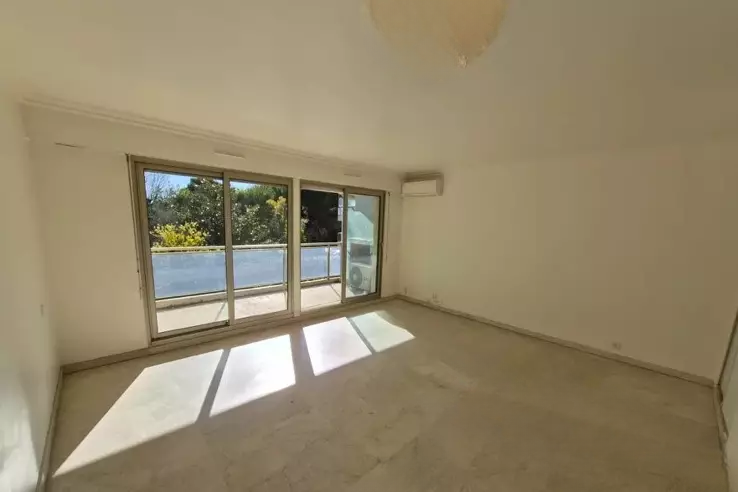 Квартира в Каннах, Франция, 38 м² - фото 1