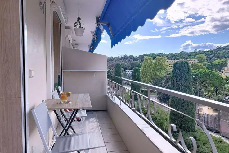 Квартира в Каннах, Франция, 54 м² - фото 1