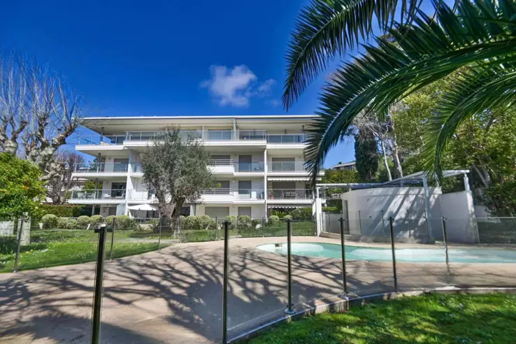 Квартира в Каннах, Франция, 82 м² - фото 1