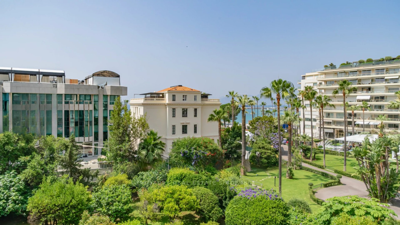 Квартира в Каннах, Франция, 145 м² - фото 2