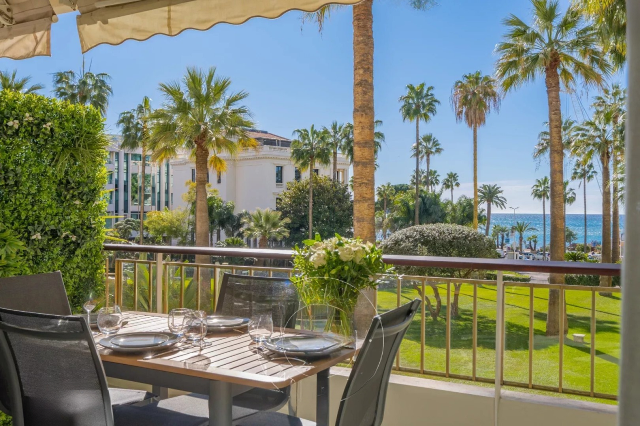 Квартира в Каннах, Франция, 82 м² - фото 2