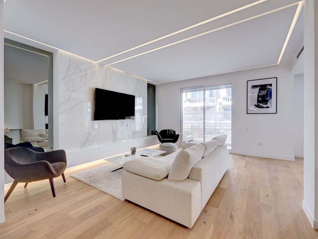 Квартира в Каннах, Франция, 75 м² - фото 2