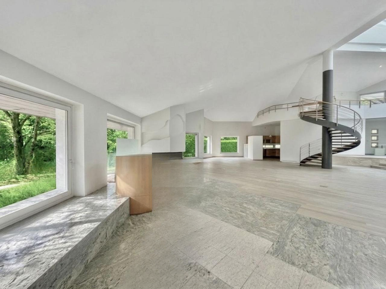 Дом в Тржиче, Словения, 1 106 м² - фото 2