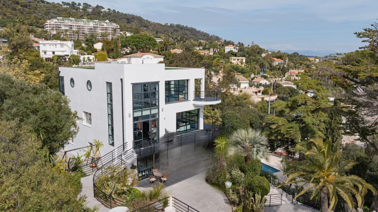 Квартира в Каннах, Франция, 294 м² - фото 2