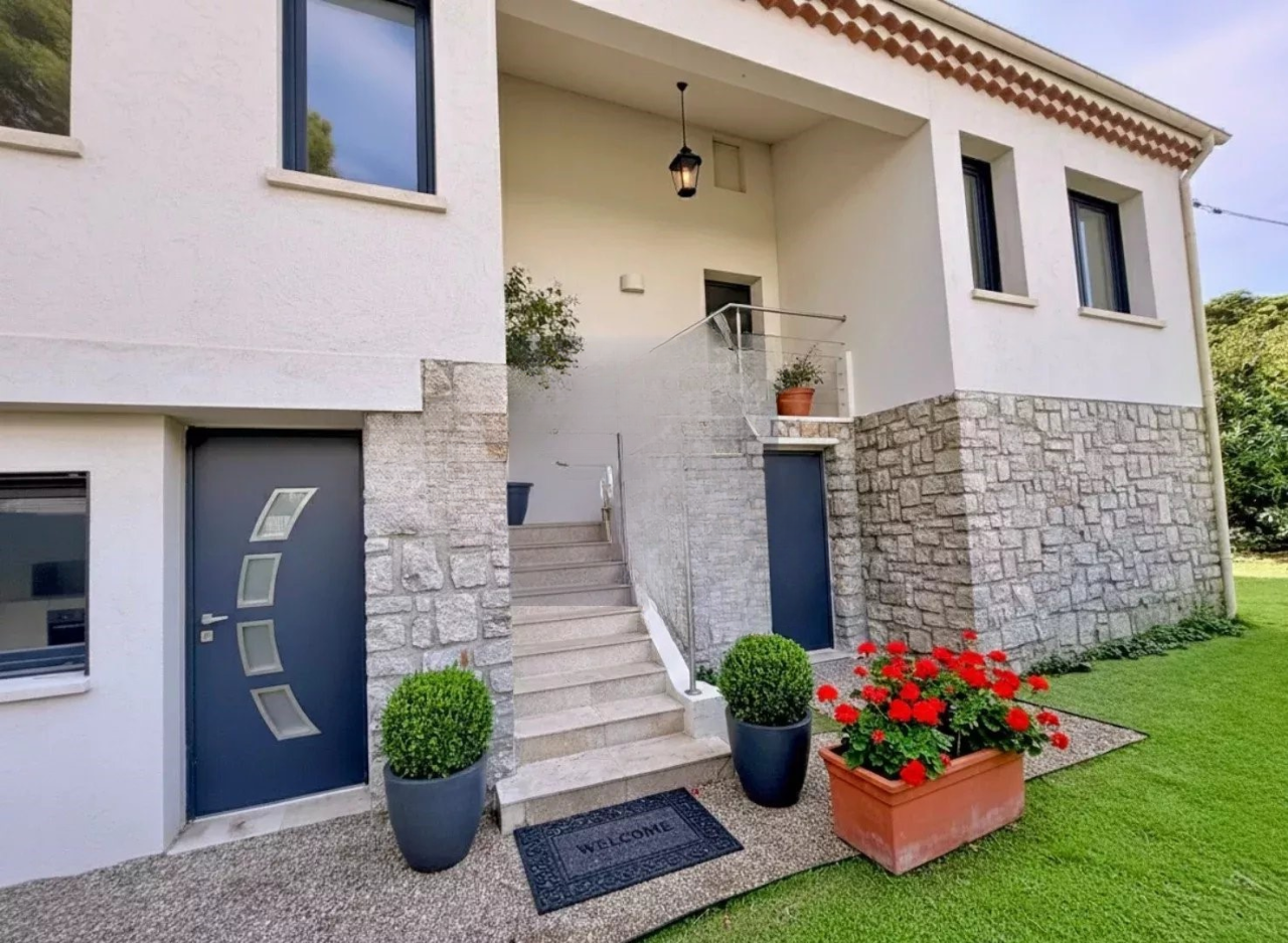 Квартира в Каннах, Франция, 130 м² - фото 2