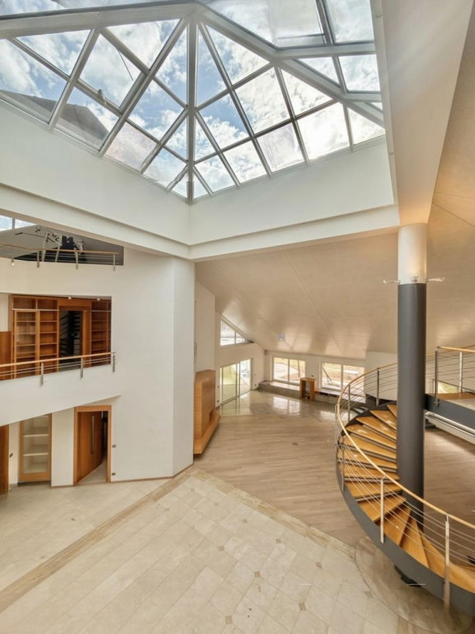 Дом в Тржиче, Словения, 1 106 м² - фото 6