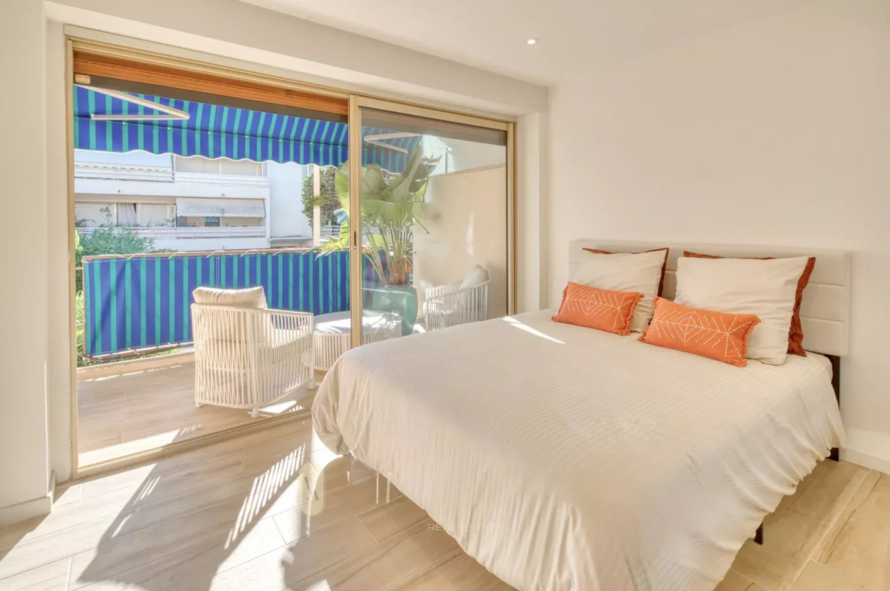 Квартира в Каннах, Франция, 95 м² - фото 8