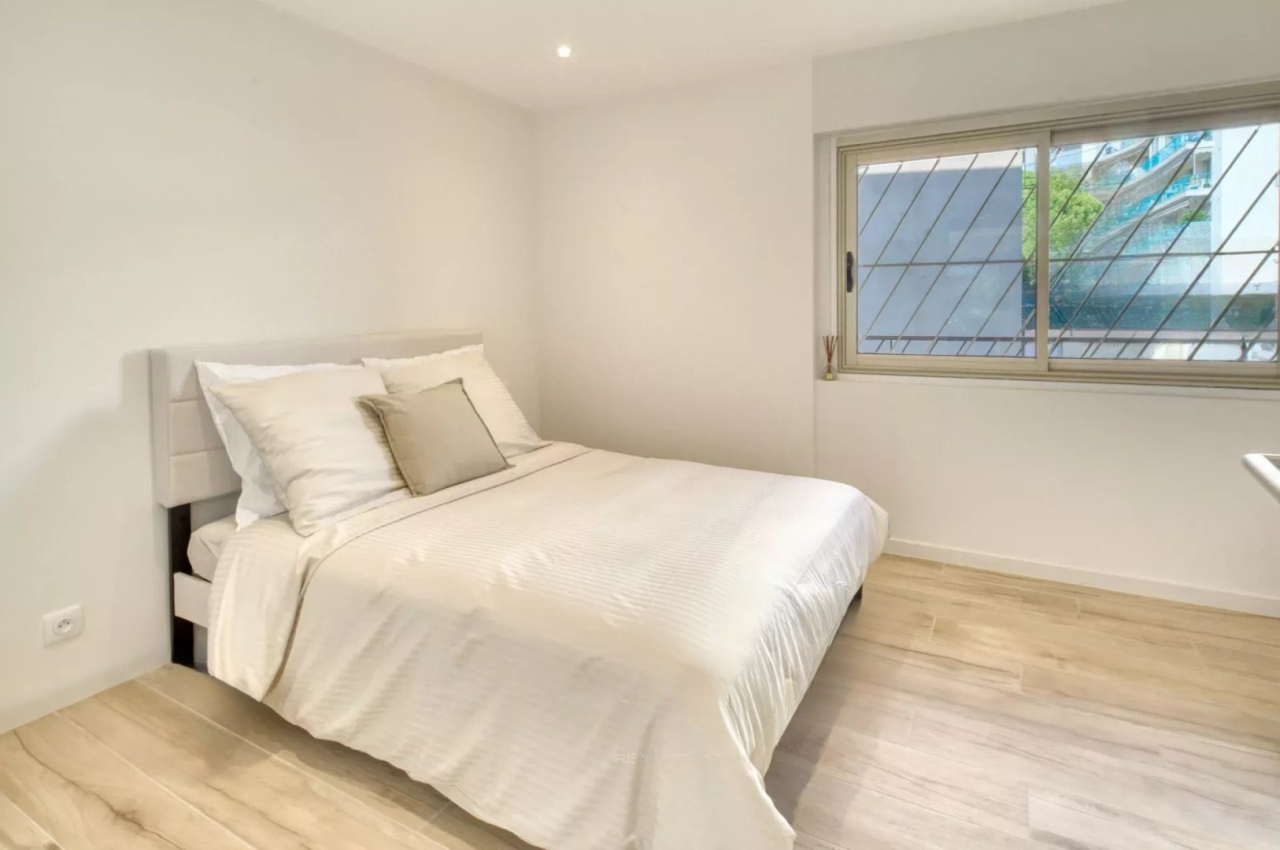 Квартира в Каннах, Франция, 95 м² - фото 10