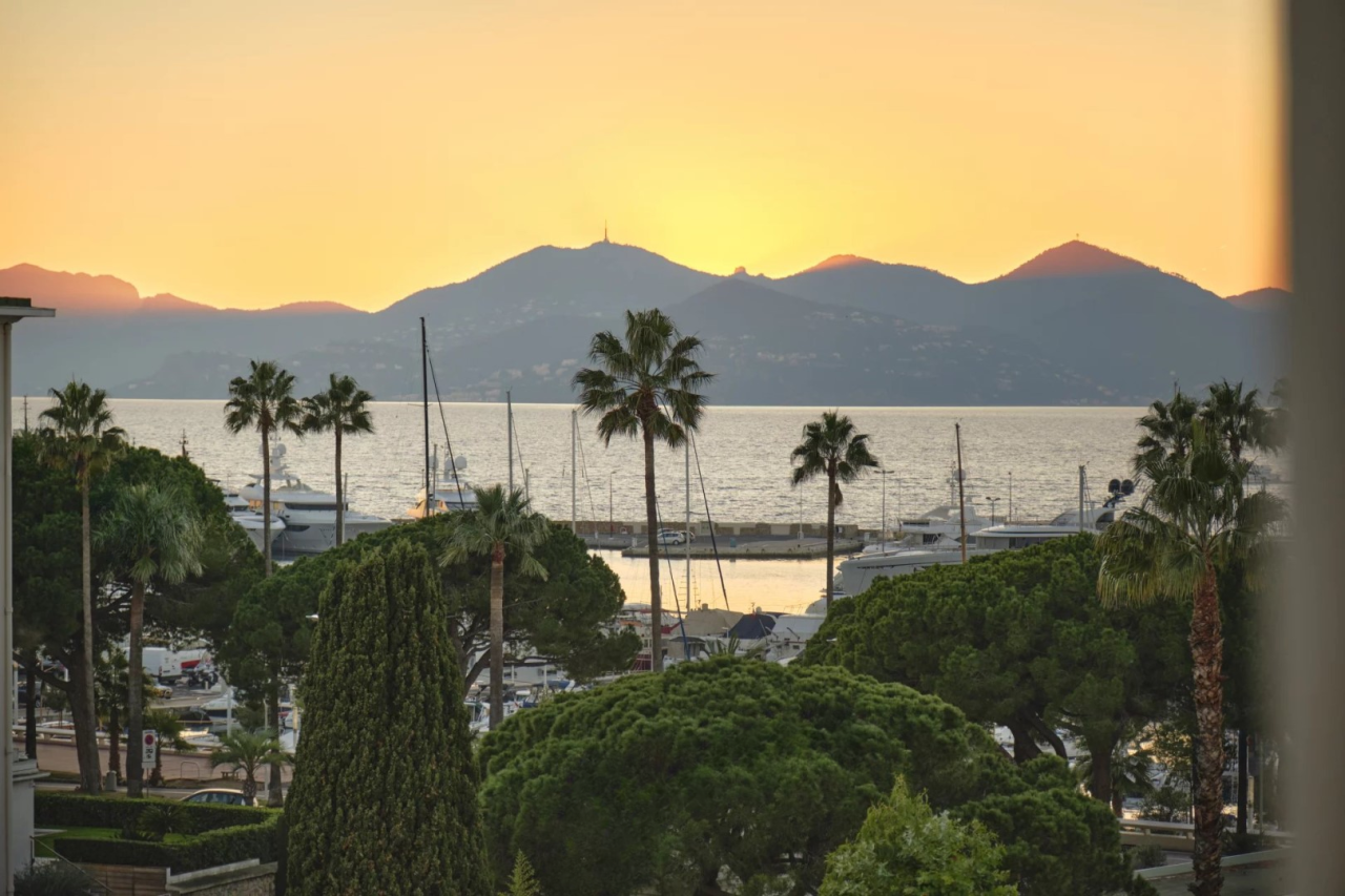 Квартира в Каннах, Франция, 35 м² - фото 11