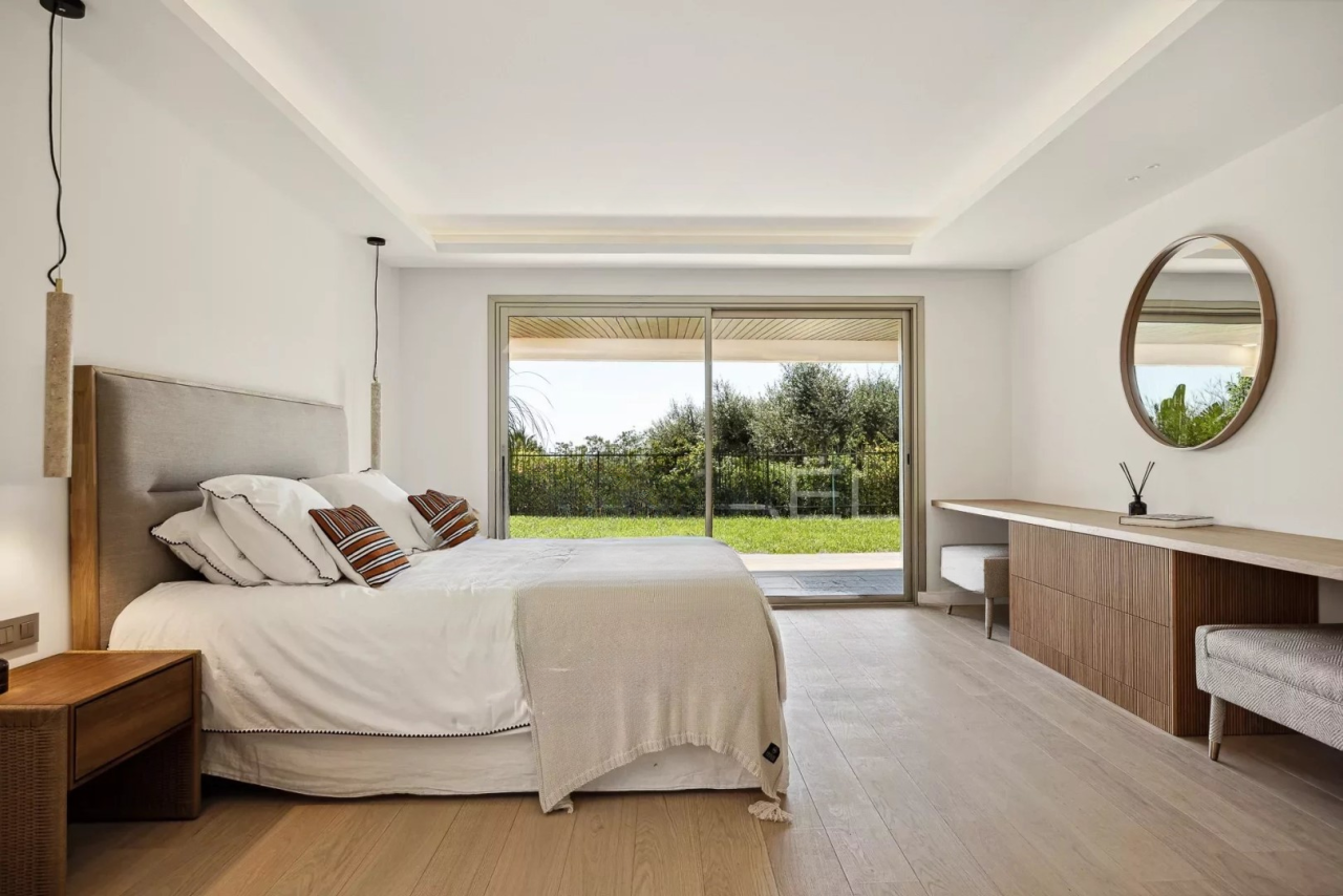 Квартира в Каннах, Франция, 315 м² - фото 12