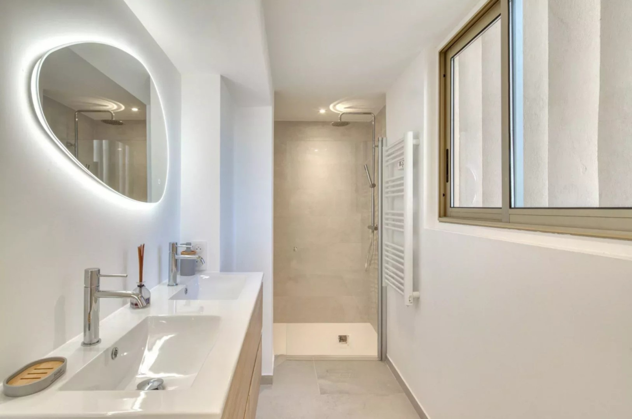 Квартира в Каннах, Франция, 95 м² - фото 13