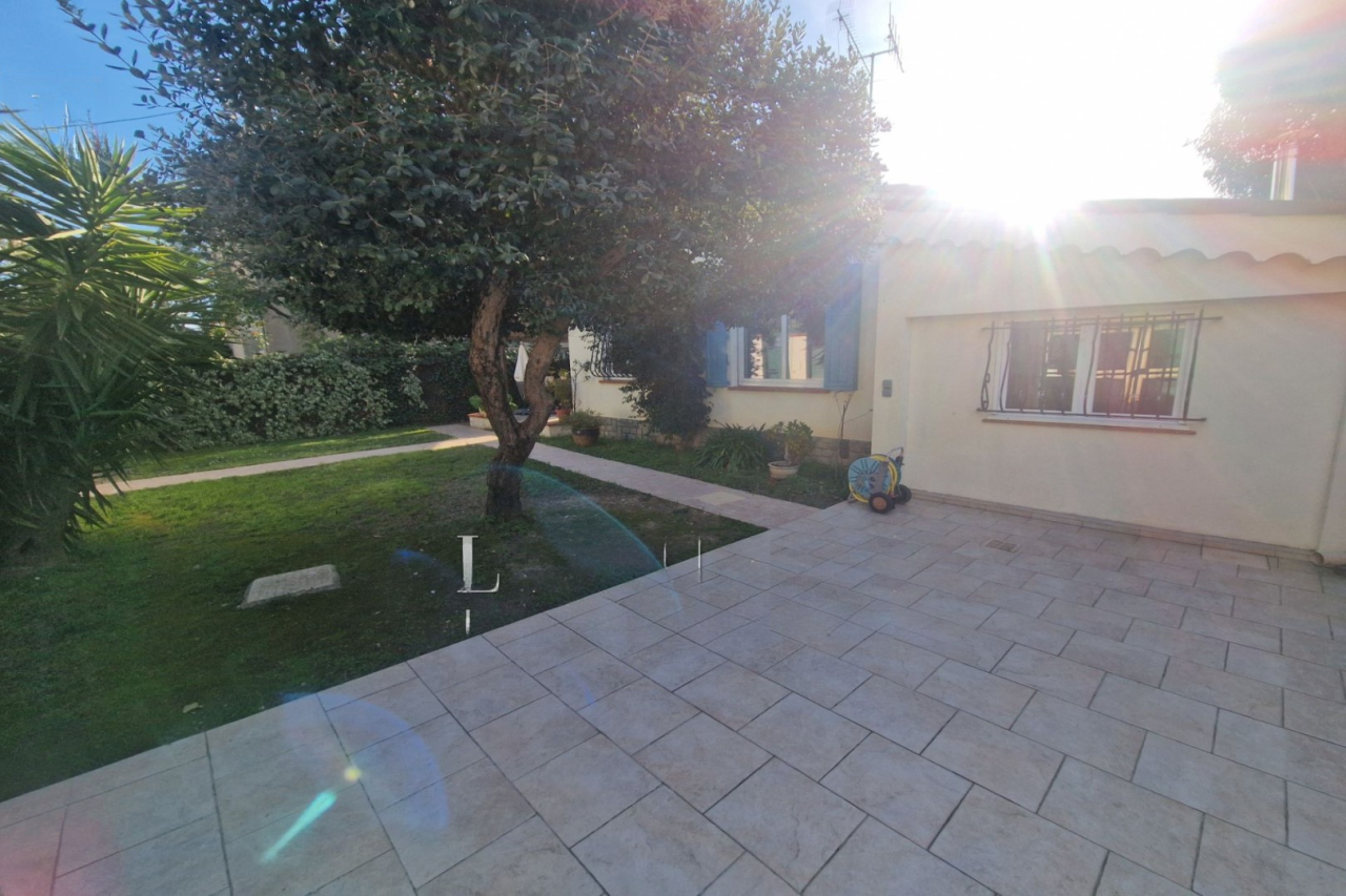 Квартира в Каннах, Франция, 108 м² - фото 14