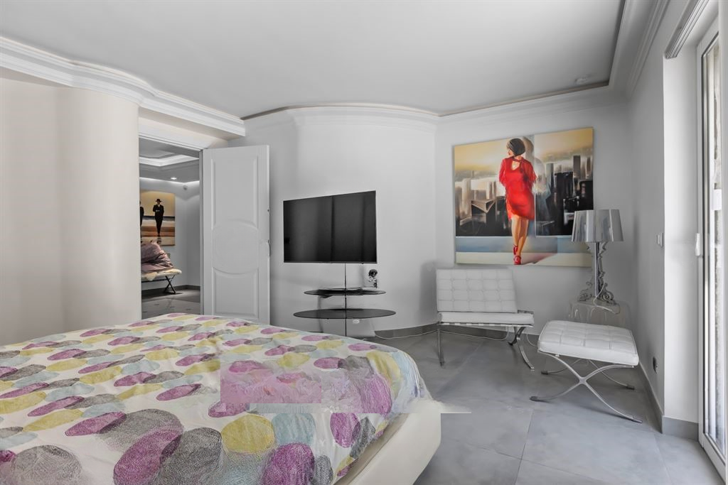 Квартира в Каннах, Франция, 200 м² - фото 16