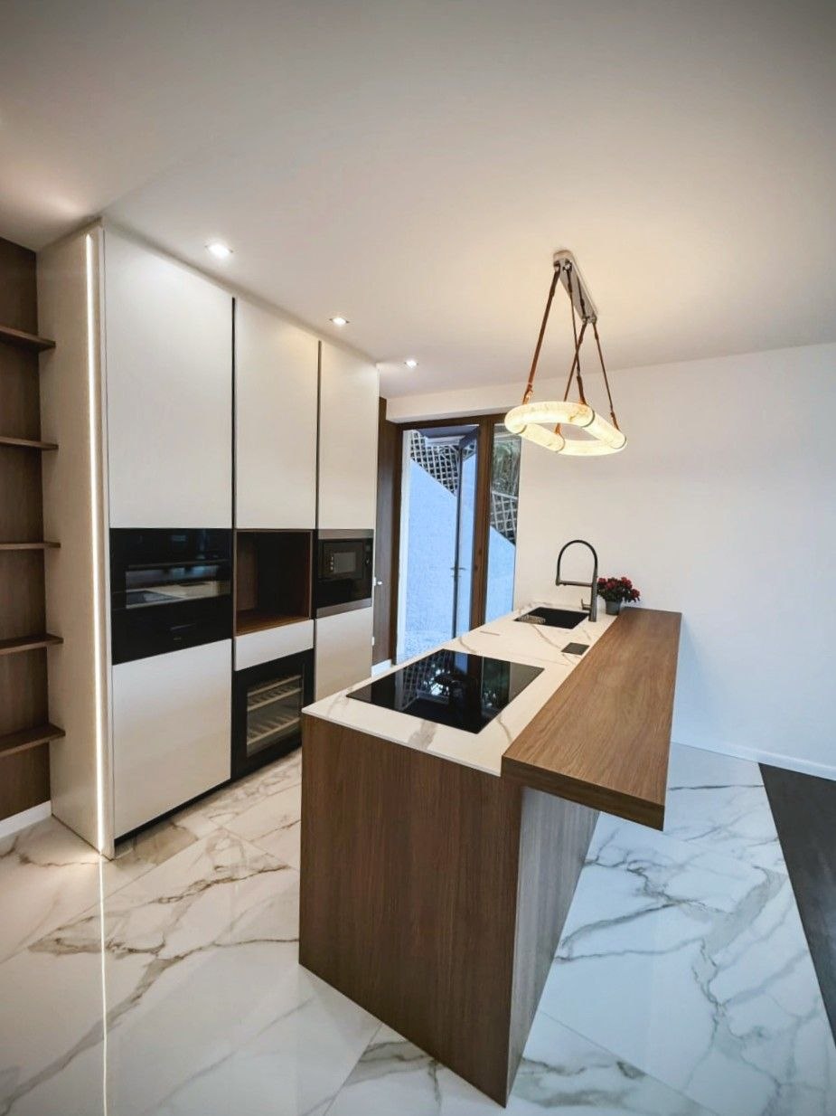 Вилла в Кампионе-д'Италия, Италия, 250 м² - фото 11