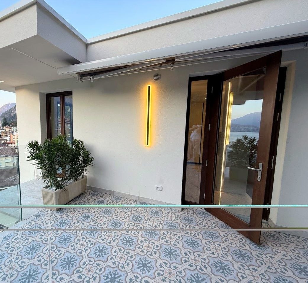 Вилла в Кампионе-д'Италия, Италия, 250 м² - фото 3